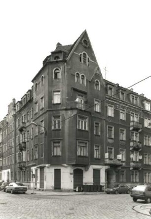 Dresden-Neustadt, Rudolfstraße 1/Ecke Lößnitzstraße. Wohnhaus mit Laden (um 1905)