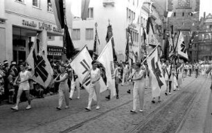 Freiburg: Festzug der Turner; Fahnenträger