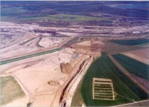 Mitteldeutsches Braunkohlerevier. Großtagebau Vereinigtes Schleenhain. Luftbild-Schrägaufnahme