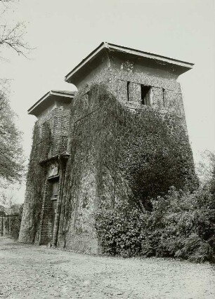 Friedhofsportal