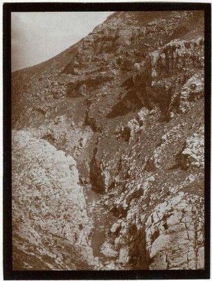 w. 'oba unterhalb digun [didschun, didjun] [Wadi oba]