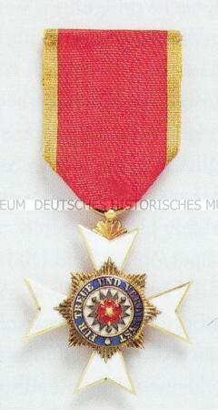 Fürstlich Schaumburg-Lippischer Hausorden, Kreuz 3. Klasse