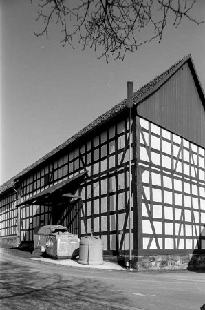 Scheune (Scheune, Fachwerk); Haina, Dorfstraße 8