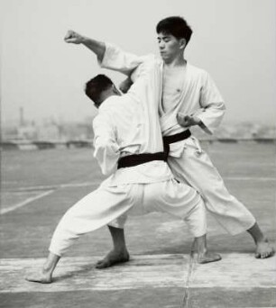 Karate in Tokio (Mademoiselle)
