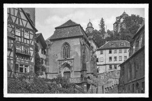 Kilianskapelle mit Burg im Hintergrund
