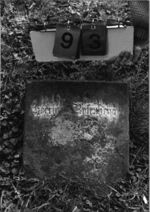 Grabstein 93