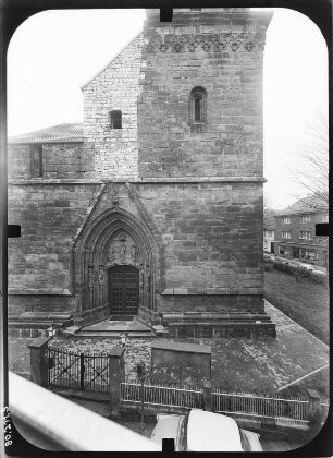 Heilbad Heiligenstadt. Pfarrkirche St. Ägidien (Baubeginn 1370). Teilansicht von Westen