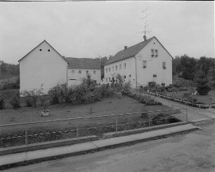 Gauernitz, Dreiseithof