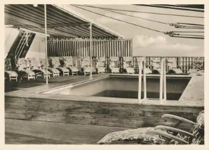 Hamburg Süd Schiffsdeck des Kombischiffs "MS. Santa Catarina" von Cäsar Pinnau