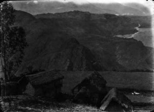 Ternambuco bei Aucapata : Hütten in einer Berglandschaft