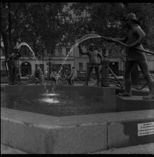 Mittelformatnegativ: Mariannplatz, 1981