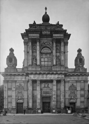 Kościół Wniebowzięcia Najświętszej Maryi Panny i świętego Józefa Oblubieńca / Maria Himmelfahrt / Sankt Josef / Karmeliterkirche
