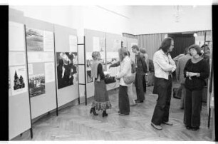 Kleinbildnegativ: Ausstellung Johannes Bobrowski, Majakowski-Galerie, 1977
