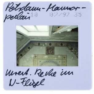 Potsdam, Neuer Garten,Potsdam, Marmorpalais : Innenansicht Decke (unrestauriert) Nordflügel