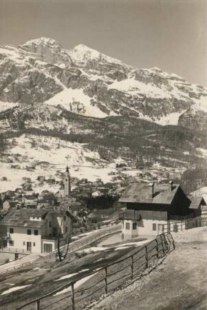 Cortina d'Ampezzo. Blick gegen Tofana