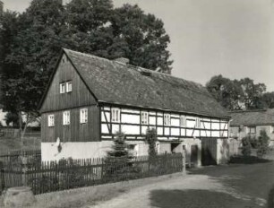 Goldbach-Weickersdorf, Dorfstraße 18. Wohnstallhaus (2. H. 19. Jh.)