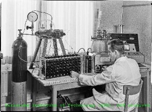 Flansch-Prüfanlage in der Technischen Abteilung/Reaktor (TA/R)