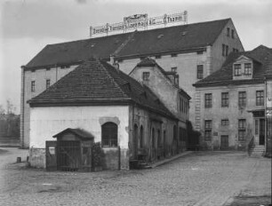Dresden-Neustadt. Lagerhaus der Dresdner Transport- und Lagerhaus A. G., vormals G. Thamm, Schillerstraße 3 (ab 1926 wurde daraus die Bautzner Straße 93, an der Ecke Forststraße. Vor 1910 befand sich dort die Dampfschneidemühle und Ölfabrik Moritz Rossner & Co).
