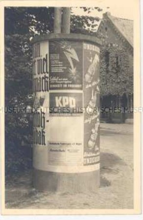 Litfasssäule, u.a. mit KPD-Wahlwerbung