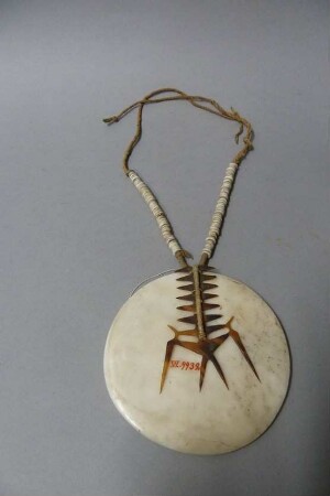Brustschmuck