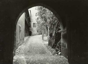 Gnandstein, Burgtor : Gnandstein. Burg. Blick aus dem Torhaus in den Vorhof (Torzwinger)