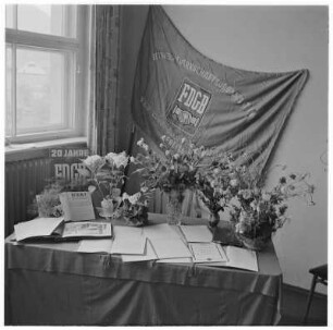 MMM Film 2 (17.05.1965), BGL: 20 Jahre FDGB (Geschenke); GST Funk (17.06.1965)