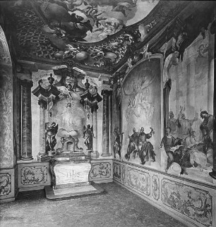 Brühl, Schloss Augustusburg, Heilig-Geist-Kapelle im Sommerappartement, Gesamtentwurf: J. C. Schlaun, F. de Cuvilliés; Altar: Bartholomäus Joseph Dierix, Joseph Perret; Wandmalerei: Johann Adam Schöpf