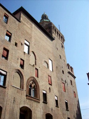 Bologna: Palazzo Comunale