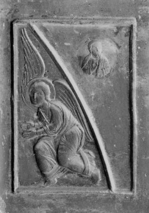 Bronzetür mit Heiligen und der Passion Christi: Adorierender Engel