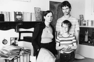 Familie M. (Kunsthistorikerin) im Wohnzimmer