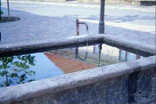 Laufbrunnen am Dorfplatz