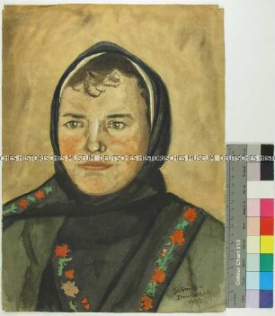 Porträt einer jungen Russin mit Kopftuch