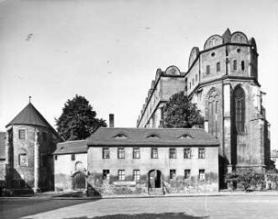 Halle (Saale), Dom, urspr. Dominikaner-Klosterkirche St. Pauli, von Südosten; Umbauten 1519-1526 nach Erhebung zum Neuen Stift; Bastian Binder (Umbau)