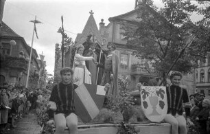 Historischer Festzug durch Rastatt anlässlich des Sängerjubiläums.