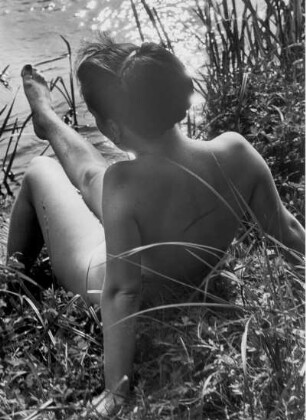 Ostsee. Grömitz/Lenske. Die Frau des Fotografen im FKK Gelände