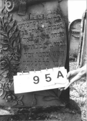 Grabstein 95A
