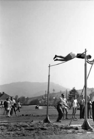 Predal: Rumänische Leichtathletik-Meisterschaften, Stabhochsprung