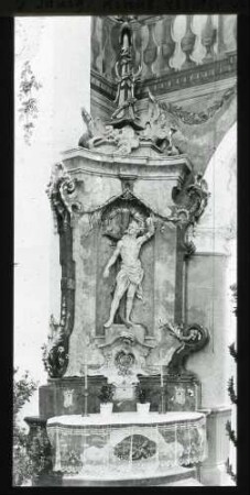 Kirche, Rechter Seitenaltar