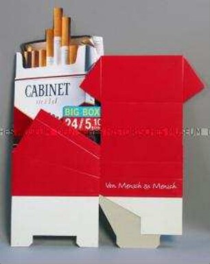 Werbeaufsteller für "Cabinet mild"-Zigaretten