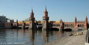 Oberbaumbrücke; Berlin, Friedrichshain-Kreuzberg