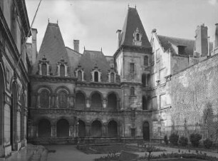 Maison de Henri II.