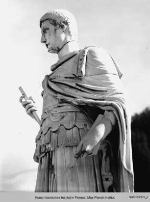 Statue des Kaisers Augustus (Körper Hinzufügung der 2. Hälfte des 2. Jahrhunderts n. Chr.)