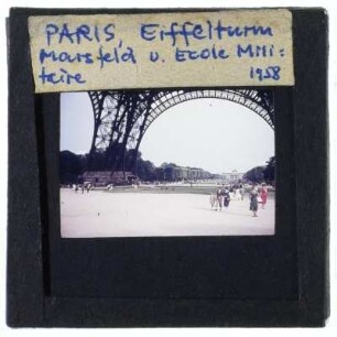 Paris, Eiffelturm,Paris, École militaire,Paris, Marsfeld / Champ de Mars