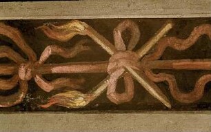 Fensterrahmung mit gekrönter Maske, Greifvögeln, Schlangen, Hasen, Putten und Katzen