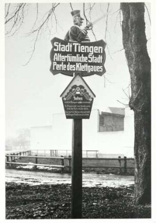 Tiengen/Hochrhein, Waldshut-Tiengen, WT; Ortsschild mit antisemitischer Propagandatafel