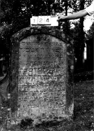 Grabstein 124