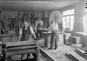 Berlin: Möbelwerkstatt Adam: Tischlerwerkstatt Maschinenraum