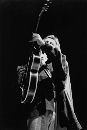 John McLaughlin : Portrait des Gitarristen John McLaughlin