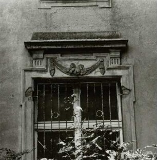 Spremberg-Pulsberg. Gutshaus : Spremberg-Pulsberg. Gutshaus (Ende 19. Jahrhundert). Fenster im Erdgeschoß