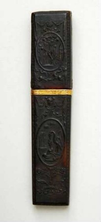 Nadeletui mit vier Motiven aus den Tierfabeln von Jean de la Fontaine
